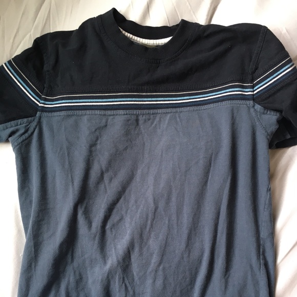 T-shirt alittle baggy - Picture 4 of 4